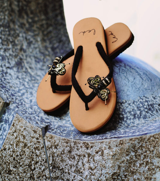 HONEY BEE- IN TAN BROWN